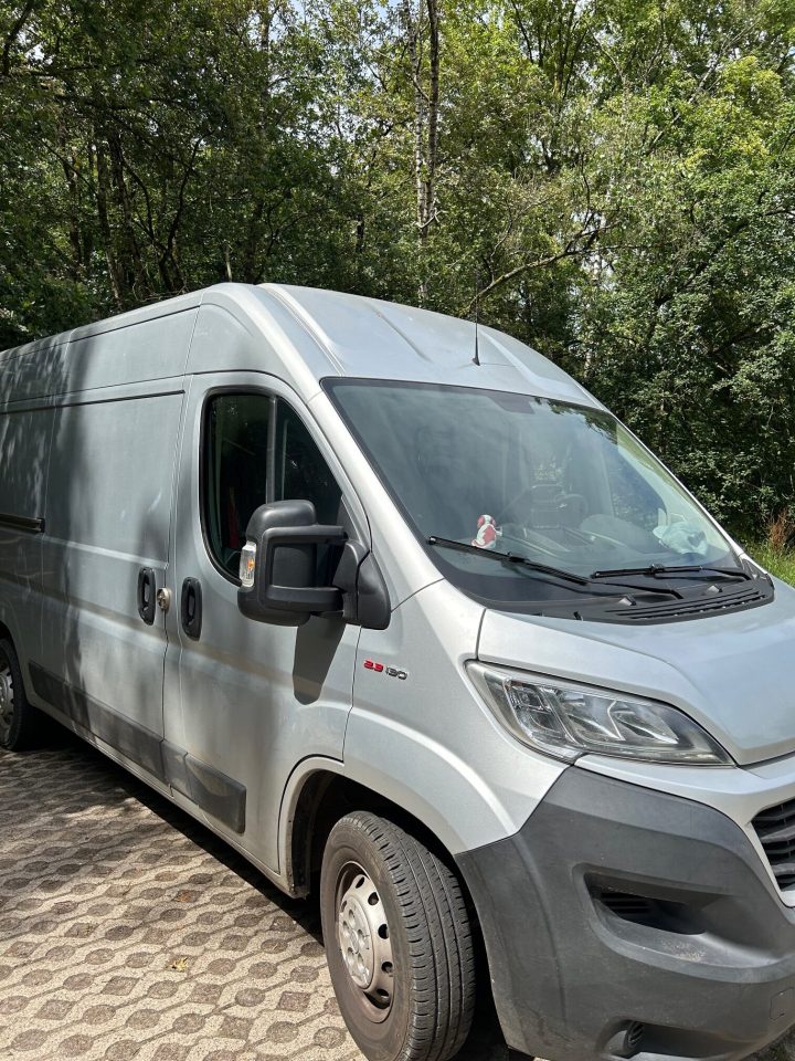 FiatDucatoV-64-DBV_Rechtsvoor